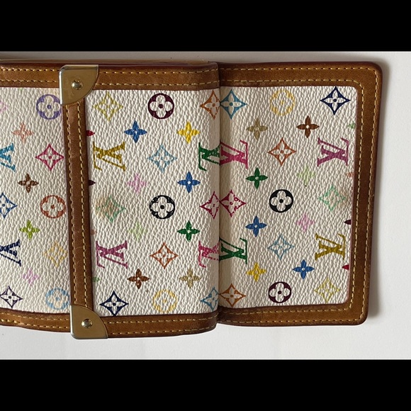Authentic White Multicolor Short wallet - Picture 8 of 16
